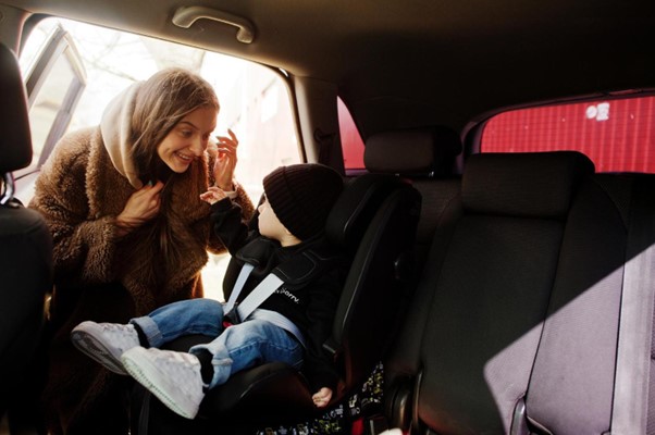 Tout le nécessaire pour la sécurité de votre bébé en voiture - L'Armoire de  Bébé